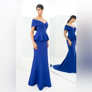 ALEXANDER BY DAYMOR 1368 LONG EVENING DRESS 14 Sapphire Blue